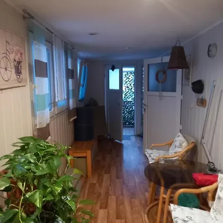 Lilie Apartment *